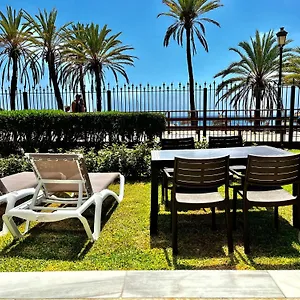 Apartment Puerto Banus 2 Bedrooms Oceanfront C, Marbella